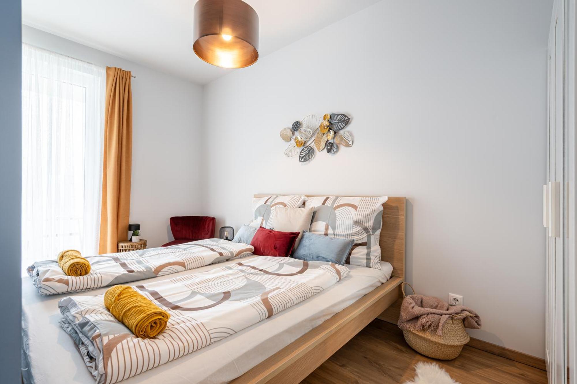 Blooming Budapest Apartment With Free Underground Parking Exterior photo